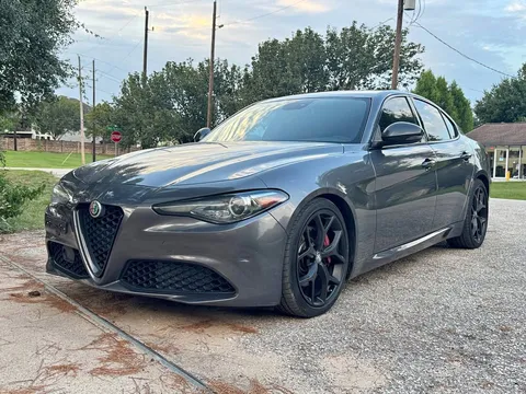 2019 Alfa Romeo Giulia Sport 4dr Sedan