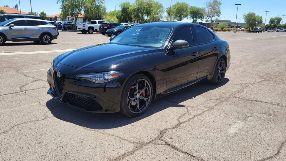 2019 Alfa Romeo Giulia - Image 4 of 20