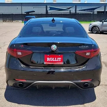 2019 Alfa Romeo Giulia Sport Black Edition