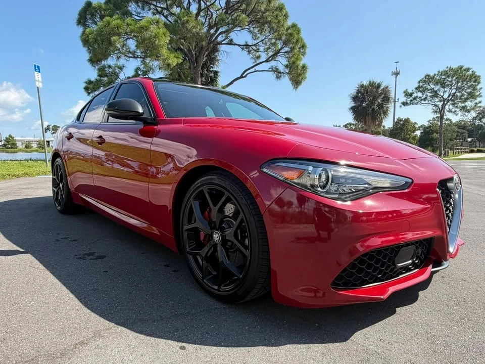 2019 Alfa Romeo Giulia - Image 3 of 20