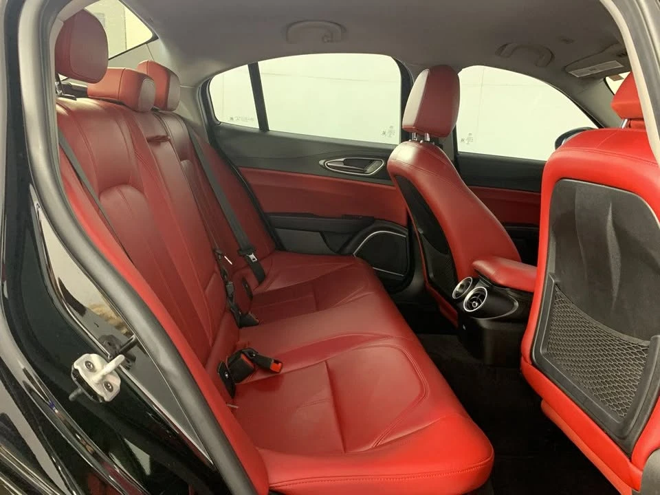 2019 Alfa Romeo Giulia - Image 7 of 12