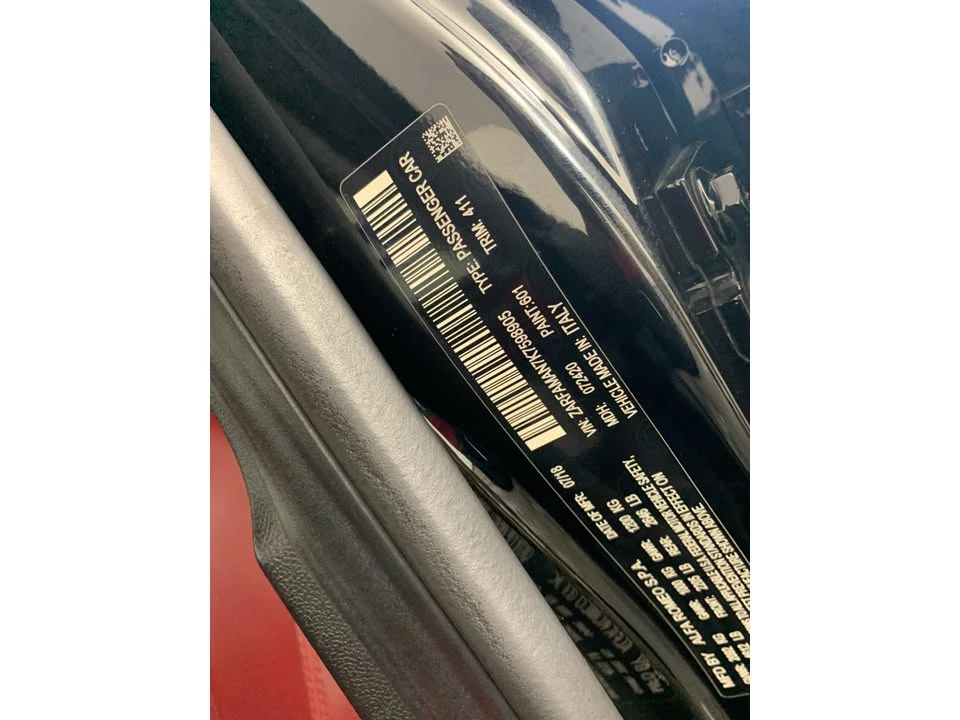 2019 Alfa Romeo Giulia - Image 12 of 20