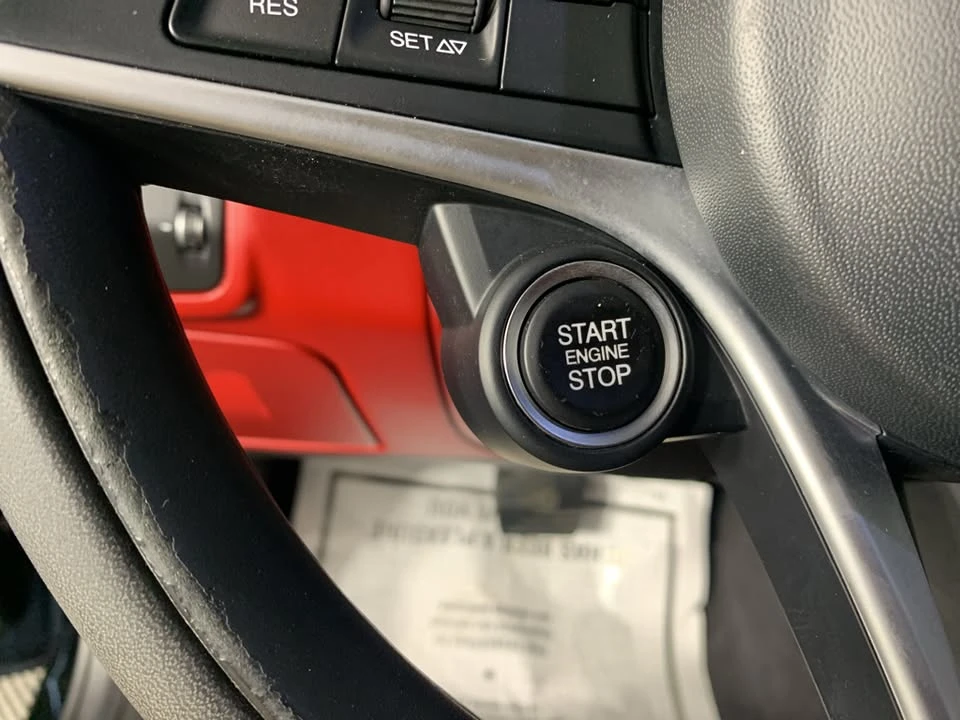 2019 Alfa Romeo Giulia - Image 17 of 20