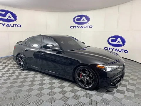2019 Alfa Romeo Giulia Sport