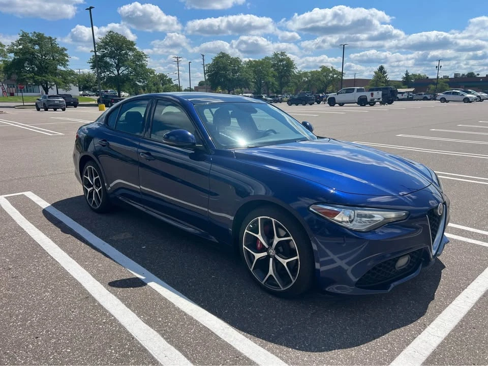 2019 Alfa Romeo Giulia - Image 2 of 8