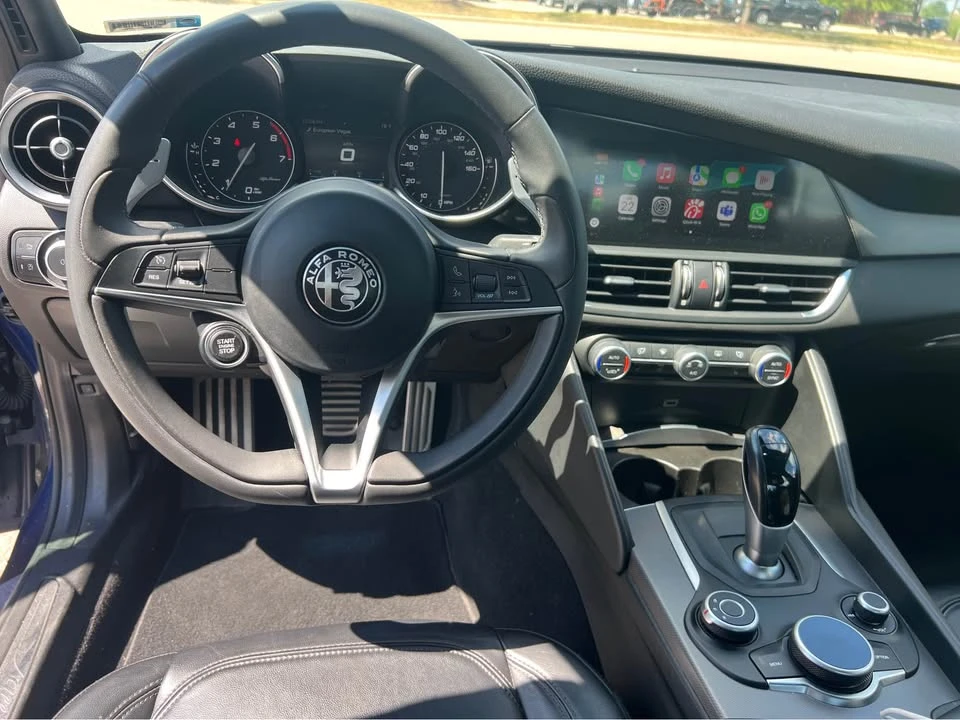2019 Alfa Romeo Giulia - Image 5 of 8