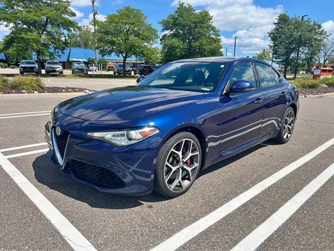 2019 Alfa Romeo Giulia Sport Sedan