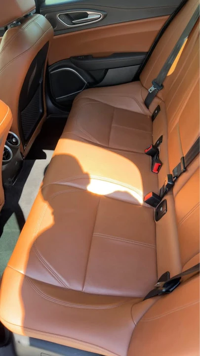 2019 Alfa Romeo Giulia - Image 7 of 11