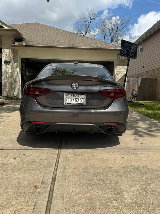 2019 Alfa Romeo Giulia - Image 6 of 13