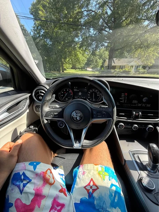 2019 Alfa Romeo Giulia - Image 7 of 11