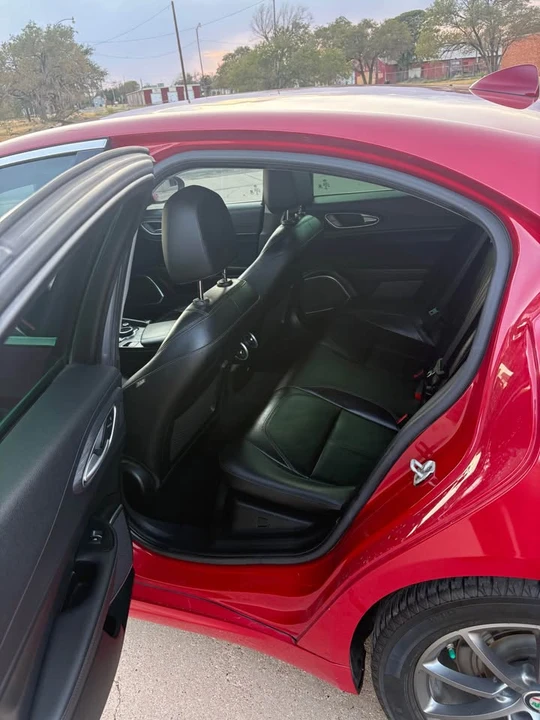 2019 Alfa Romeo Giulia - Image 10 of 15