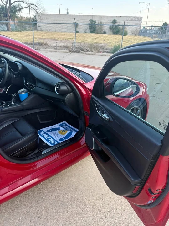 2019 Alfa Romeo Giulia - Image 12 of 15