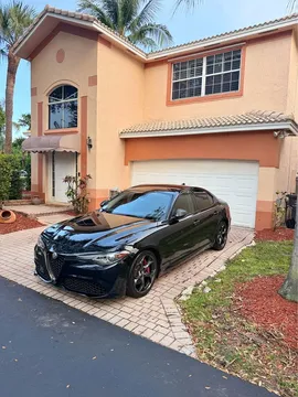 2019 Alfa Romeo Giulia Sprint Sedan 4D