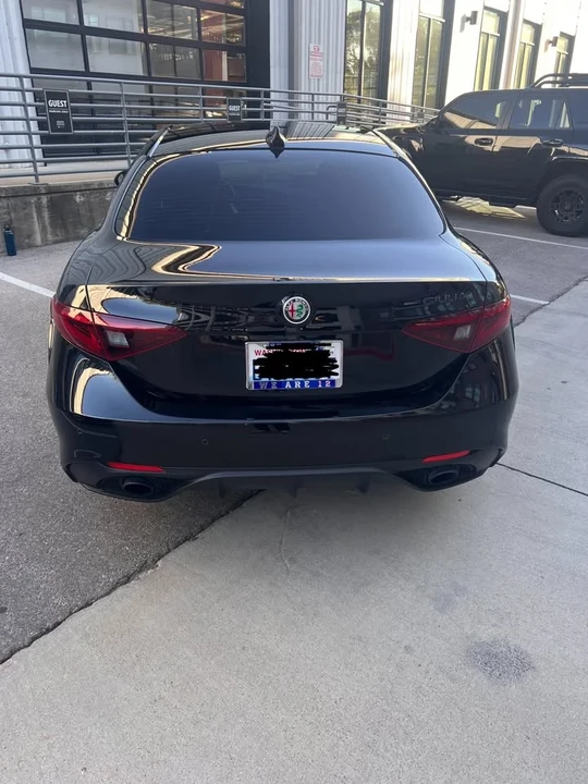 2019 Alfa Romeo Giulia - Image 5 of 8