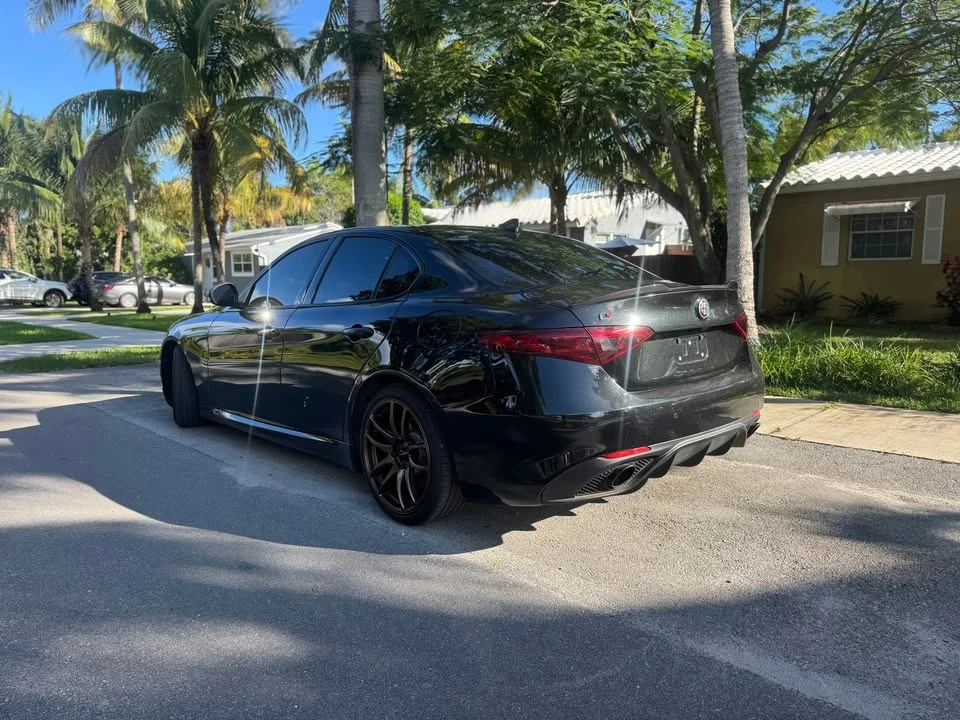 2019 Alfa Romeo Giulia - Image 4 of 13