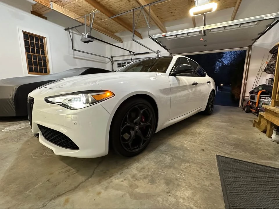 2019 Alfa Romeo Giulia - Image 4 of 19