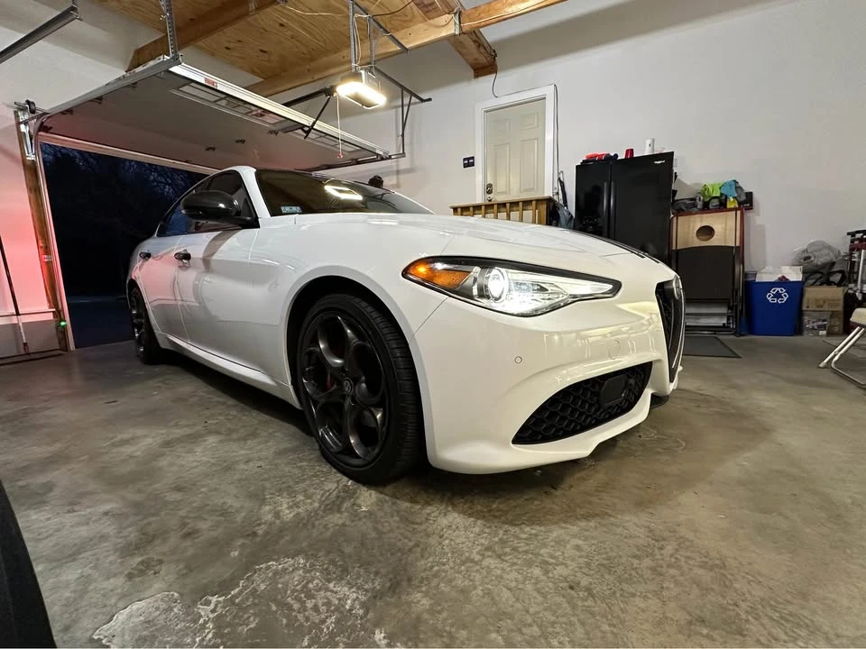 2019 Alfa Romeo Giulia - Image 3 of 19