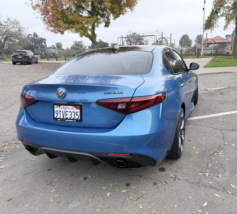 2019 Alfa Romeo Giulia - Image 5 of 24