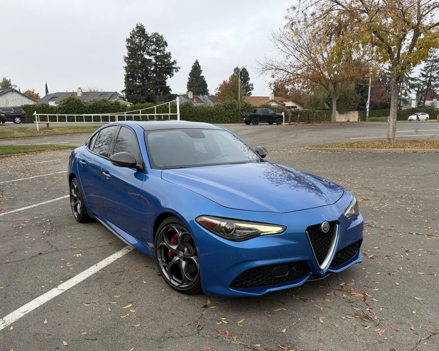 2019 Alfa Romeo Giulia - Image 3 of 24