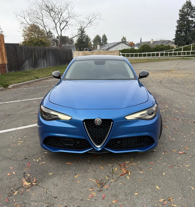 2019 Alfa Romeo Giulia - Image 2 of 24