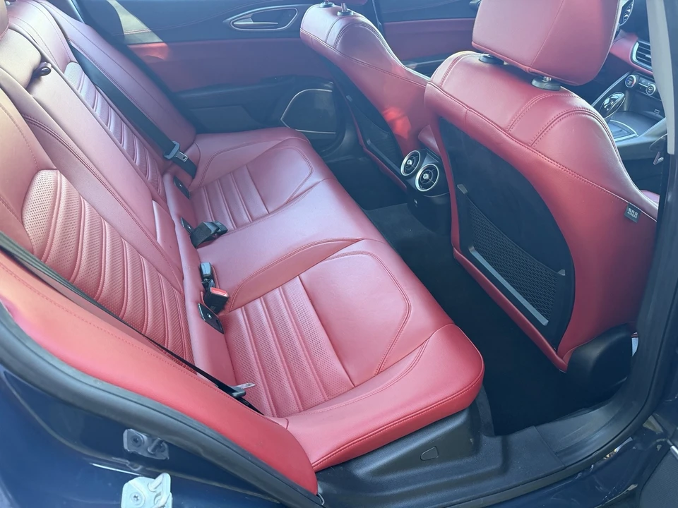 2019 Alfa Romeo Giulia - Image 20 of 21