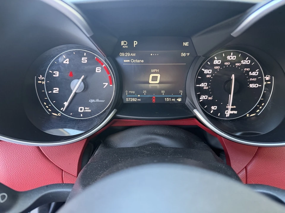 2019 Alfa Romeo Giulia - Image 14 of 21