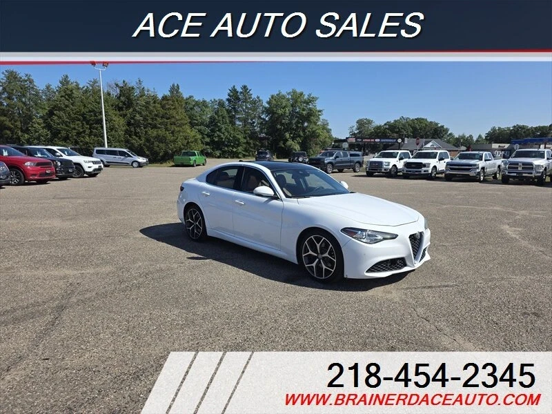 2019 Alfa Romeo Giulia - Image 2 of 11