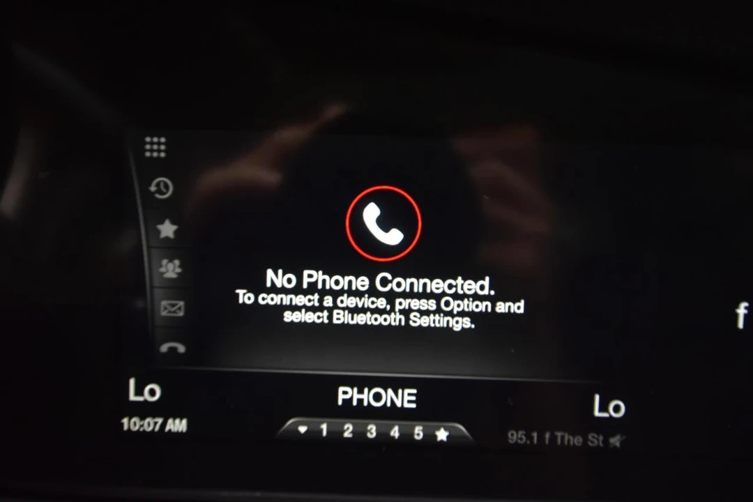2019 Alfa Romeo Giulia - Image 22 of 31