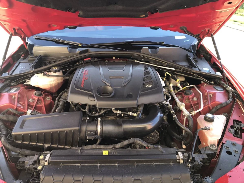 2019 Alfa Romeo Giulia - Image 17 of 17