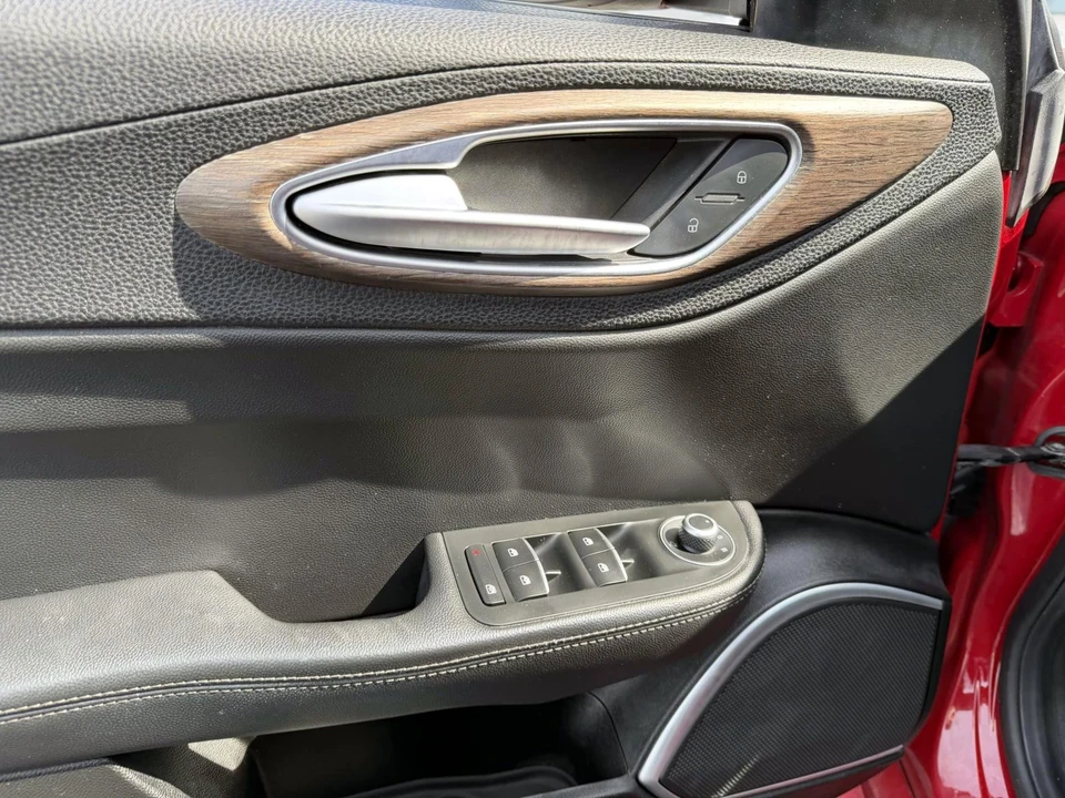 2019 Alfa Romeo Giulia - Image 21 of 21