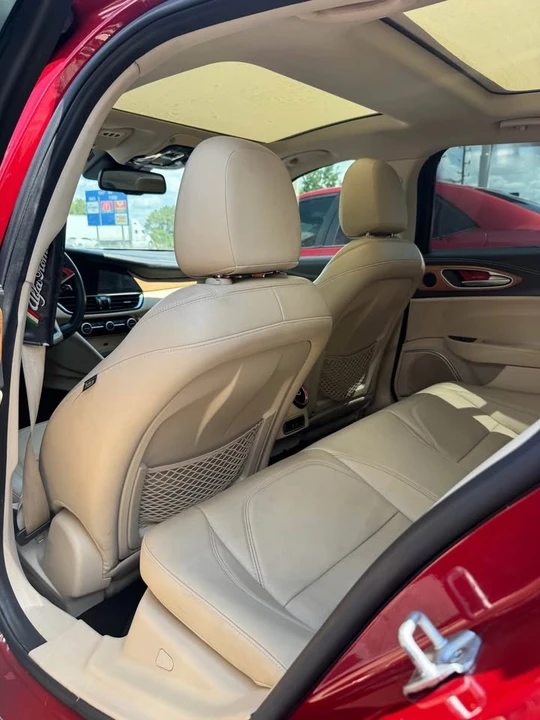 2019 Alfa Romeo Giulia - Image 4 of 7