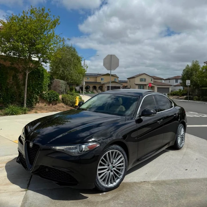 2019 Alfa Romeo Giulia - Image 4 of 20