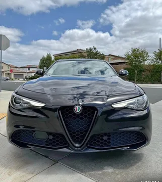 2019 Alfa Romeo Giulia Ti Lusso Sedan 4D