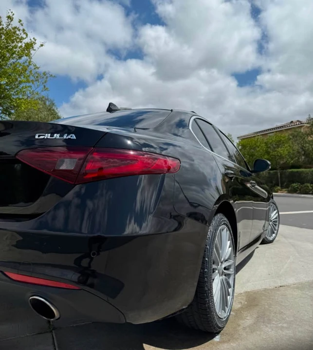 2019 Alfa Romeo Giulia - Image 20 of 20