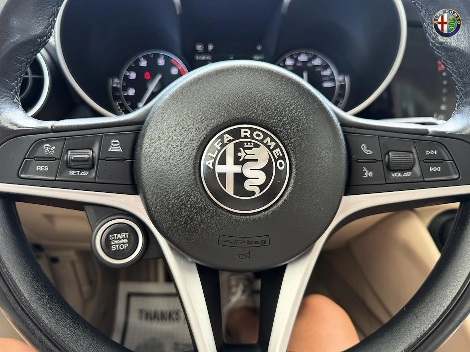 2019 Alfa Romeo Giulia - Image 21 of 31