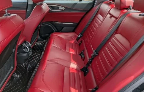 2019 Alfa Romeo Giulia - Image 11 of 11