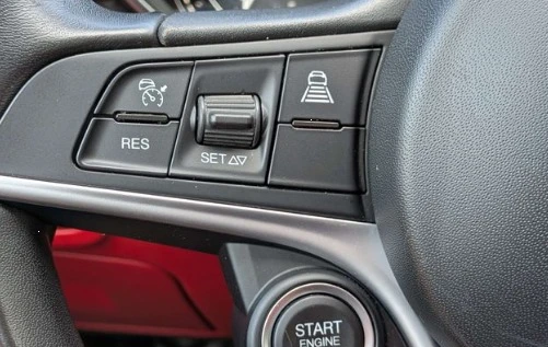 2019 Alfa Romeo Giulia - Image 8 of 11