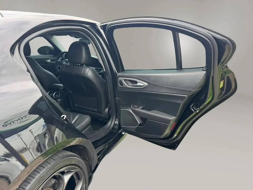 2019 Alfa Romeo Giulia - Image 20 of 20