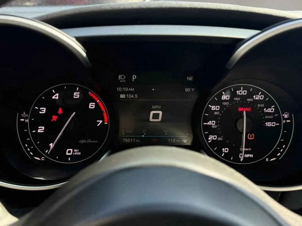 2019 Alfa Romeo Giulia - Image 12 of 20
