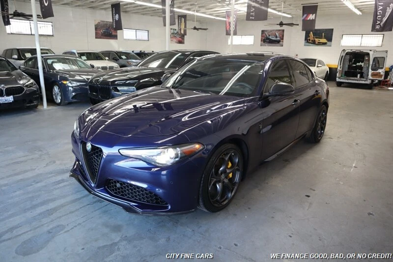 2019 Alfa Romeo Giulia - Image 2 of 20