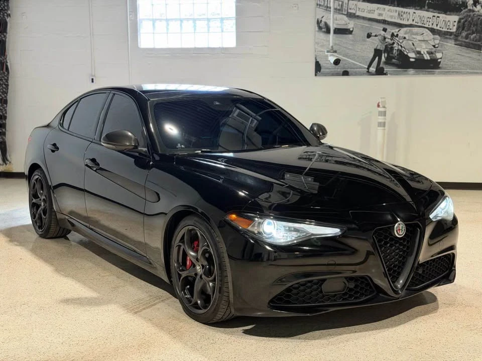 2019 Alfa Romeo Giulia - Image 3 of 11