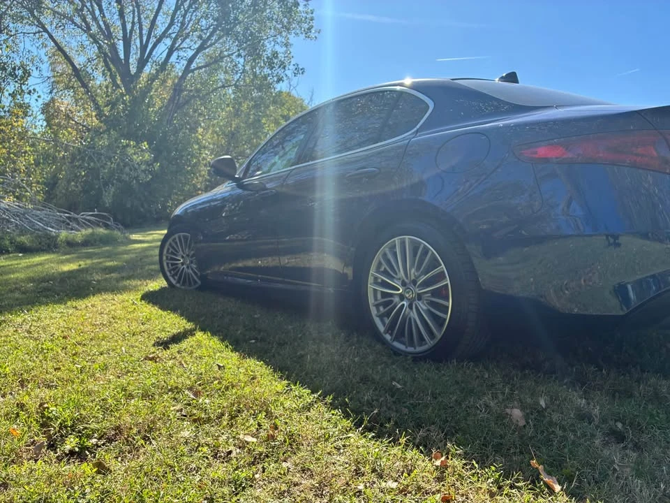 2019 Alfa Romeo Giulia - Image 6 of 13