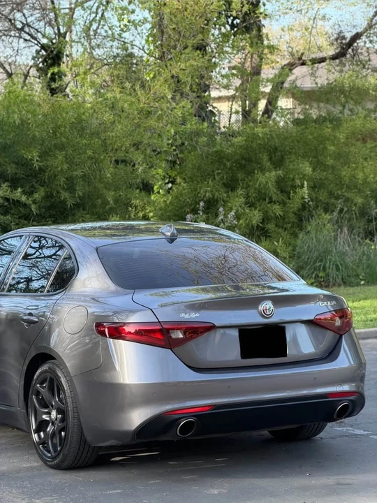 2019 Alfa Romeo Giulia - Image 11 of 13