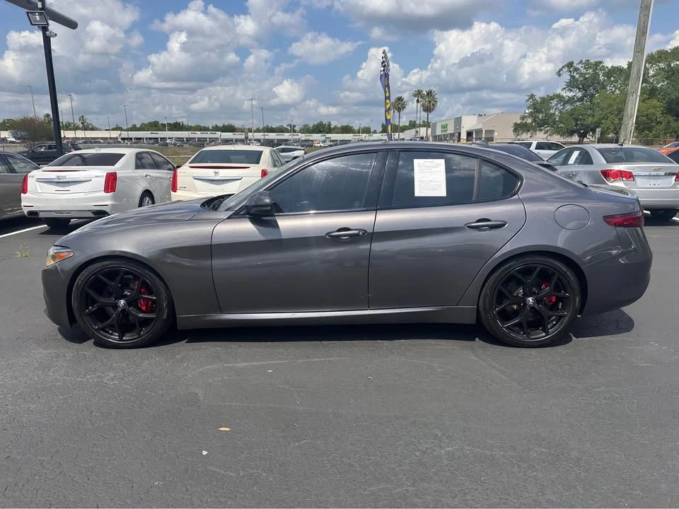 2019 Alfa Romeo Giulia - Image 2 of 12
