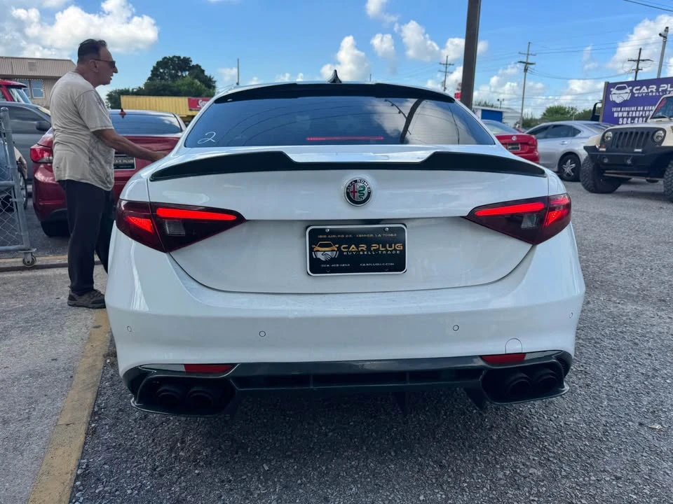 2019 Alfa Romeo Giulia - Image 2 of 18