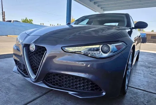 2019 Alfa Romeo Giulia Ti Sedan 4D