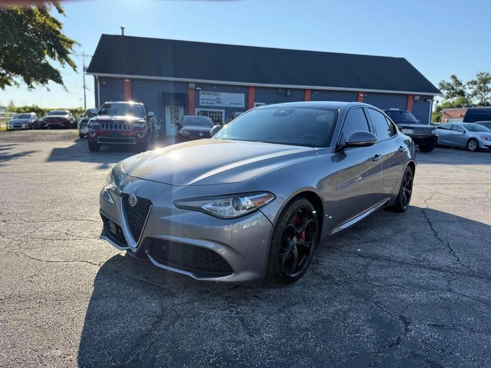 2019 Alfa Romeo Giulia - Image 7 of 16