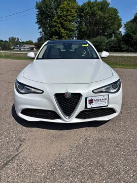 2019 Alfa Romeo Giulia Ti Sedan 4D