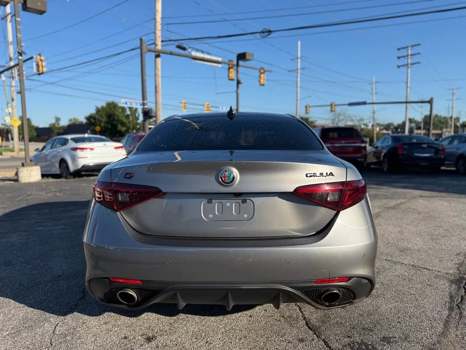 2019 Alfa Romeo Giulia - Image 4 of 16