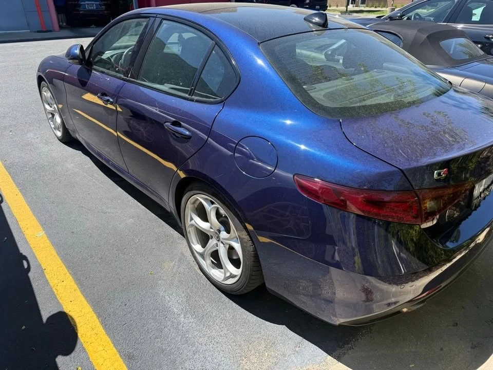 2019 Alfa Romeo Giulia - Image 10 of 13
